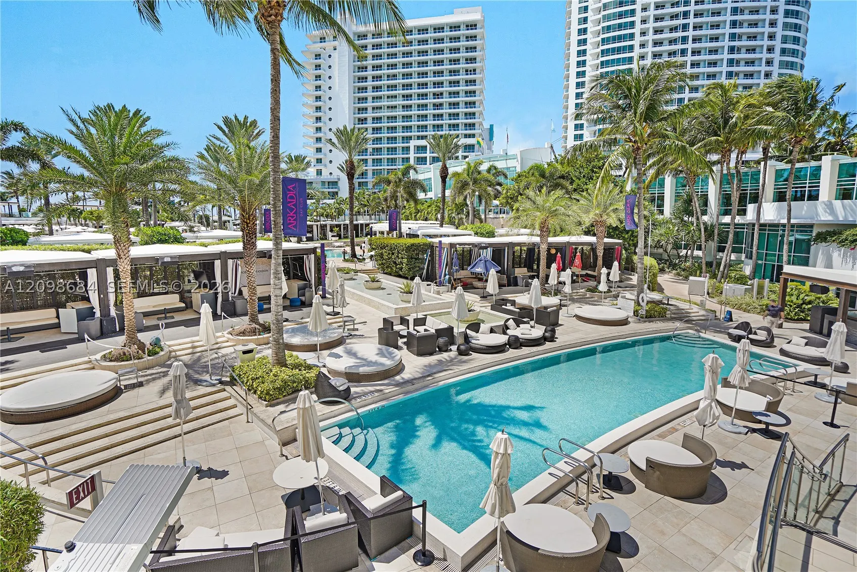 4401 Collins Ave #2612