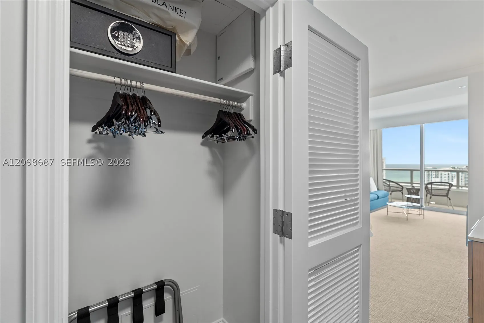4401 Collins Ave #2610/2612