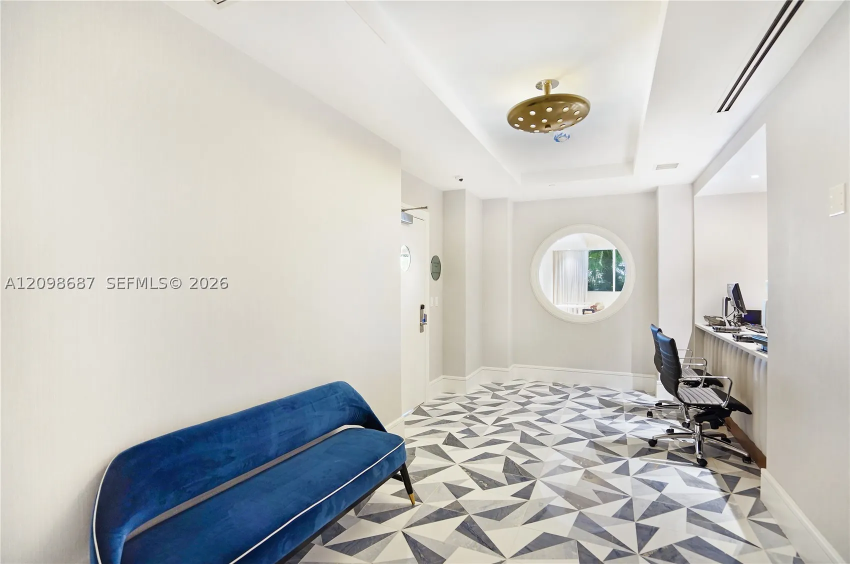 4401 Collins Ave #2610/2612