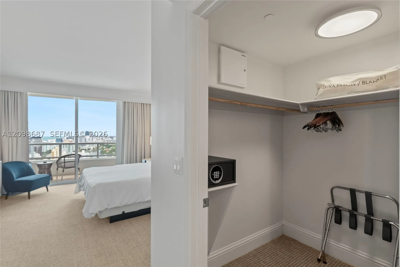 4401 Collins Ave #2610/2612
