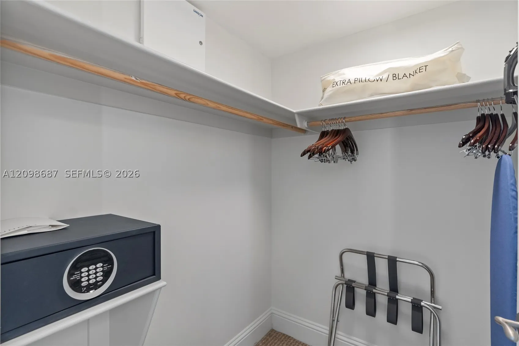 4401 Collins Ave #2610/2612