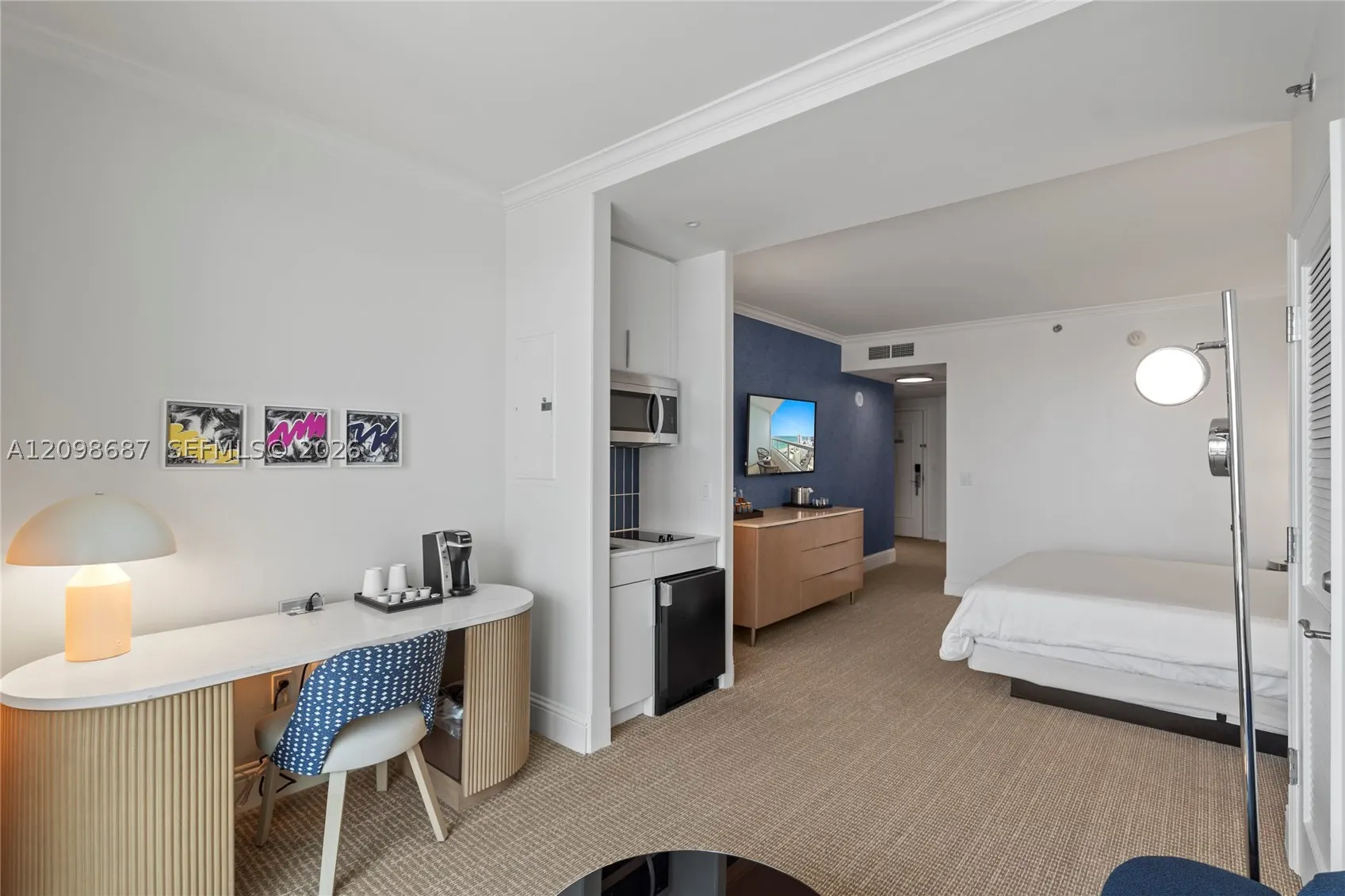 4401 Collins Ave #2610/2612
