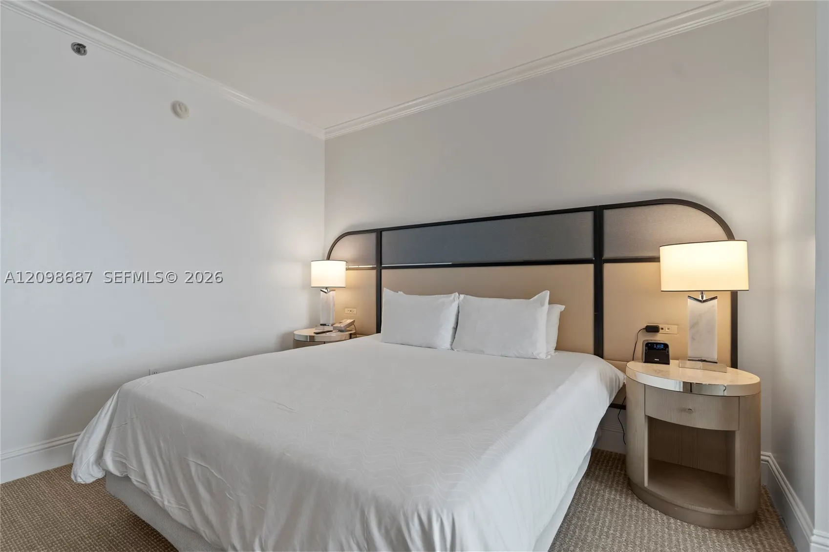 4401 Collins Ave #2610/2612