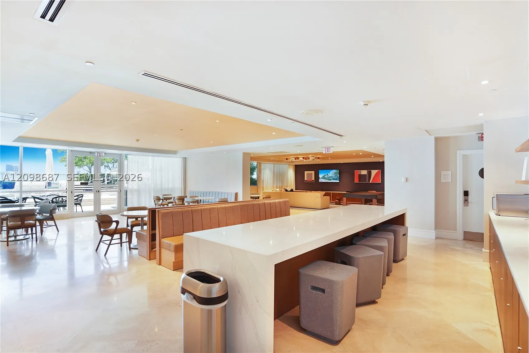 4401 Collins Ave #2610/2612