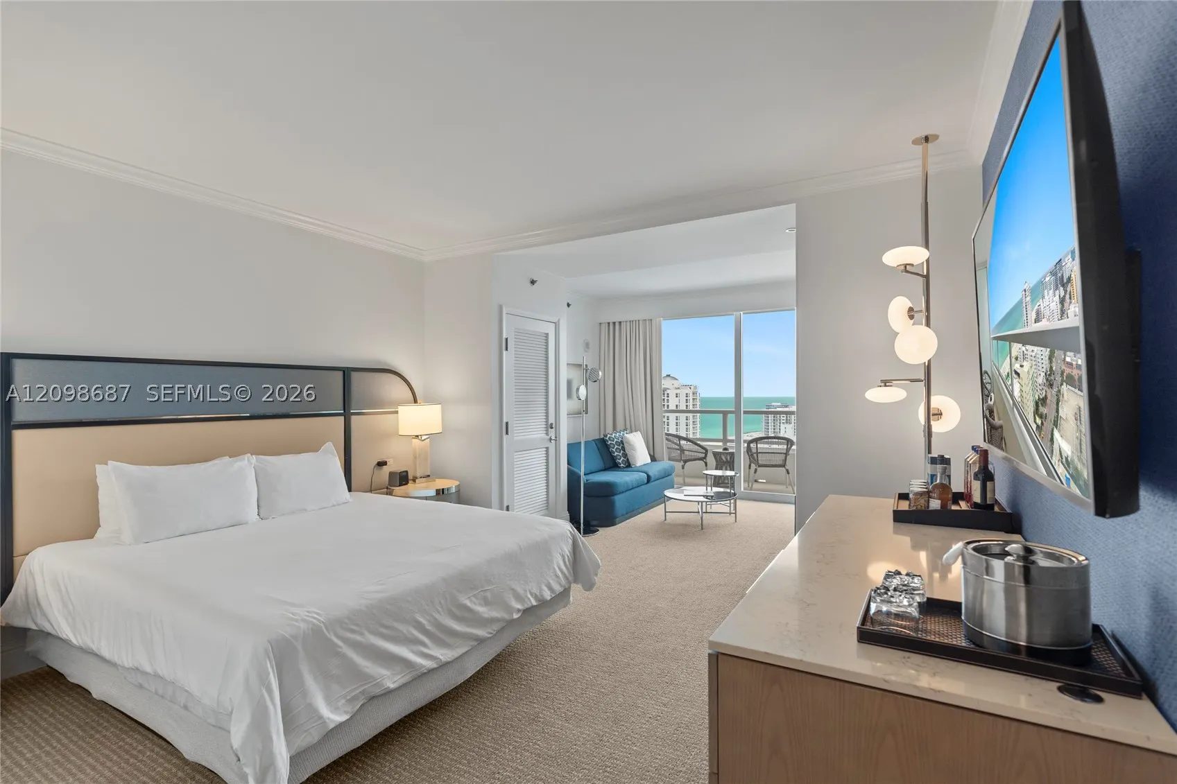 4401 Collins Ave #2610/2612