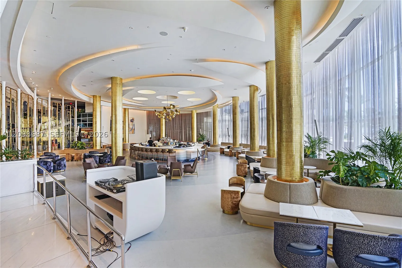 4401 Collins Ave #2610/2612