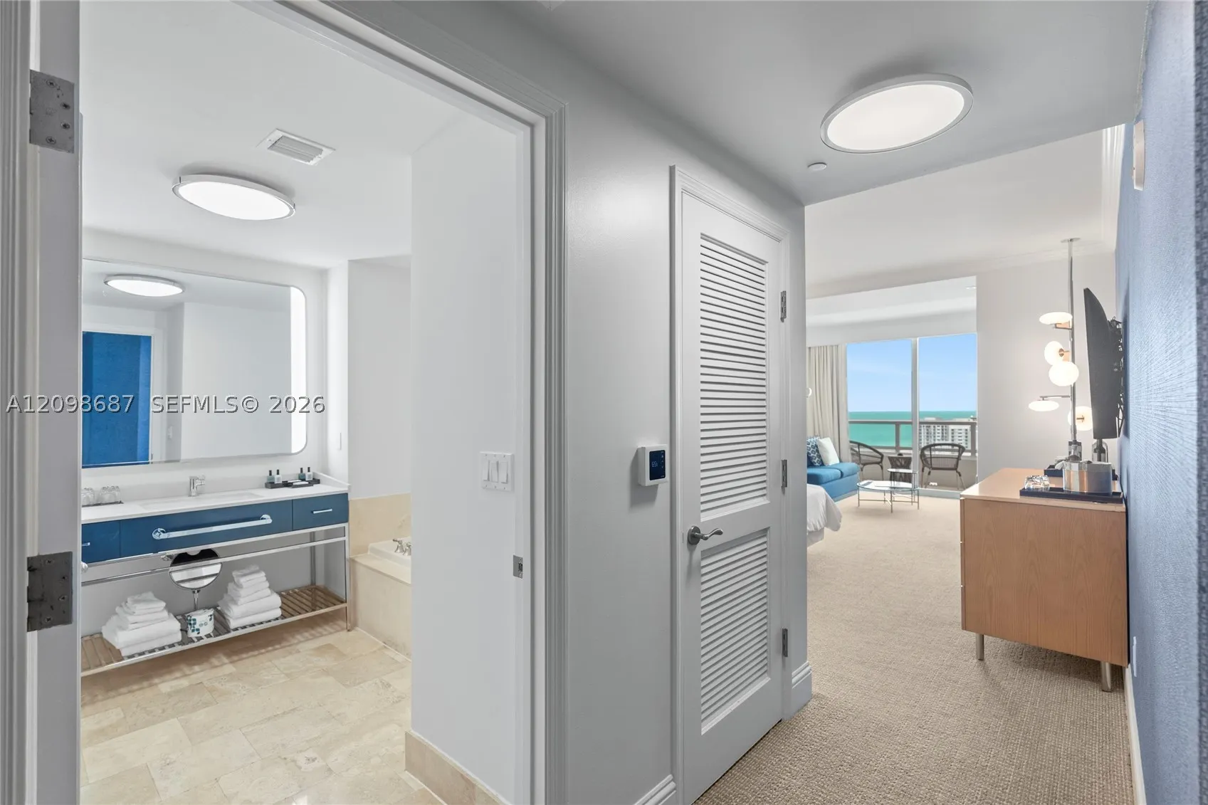 4401 Collins Ave #2610/2612