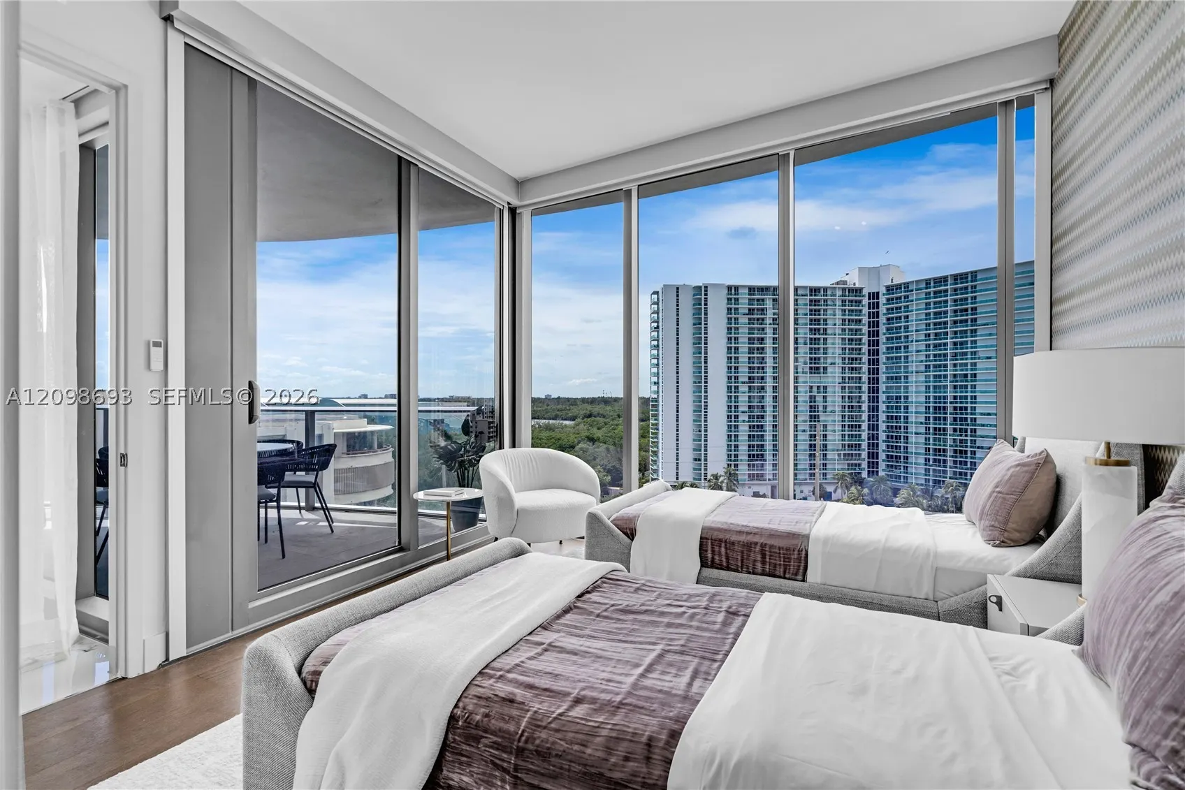 15701 Collins Ave #705