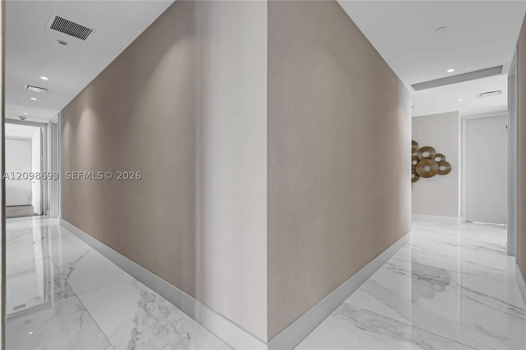 15701 Collins Ave #705