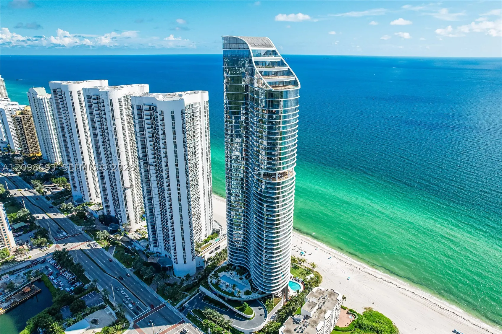 15701 Collins Ave #705