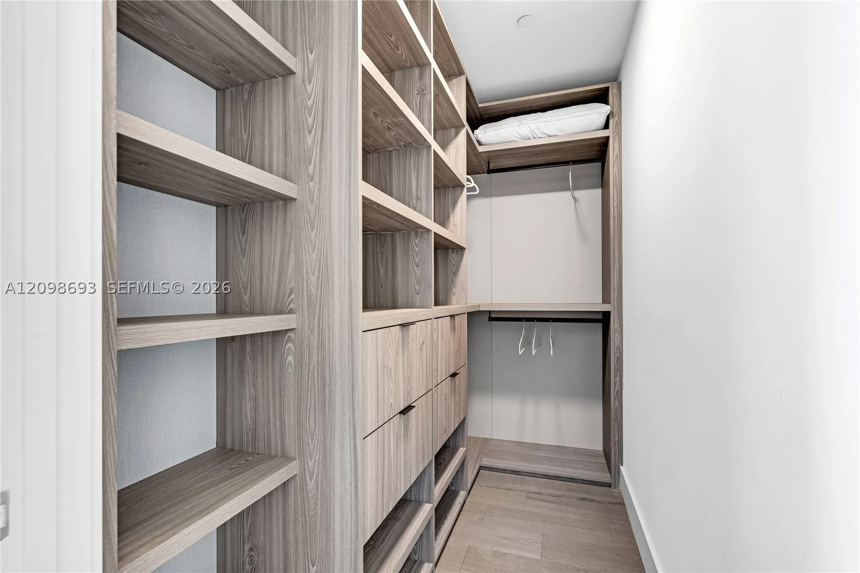 15701 Collins Ave #705
