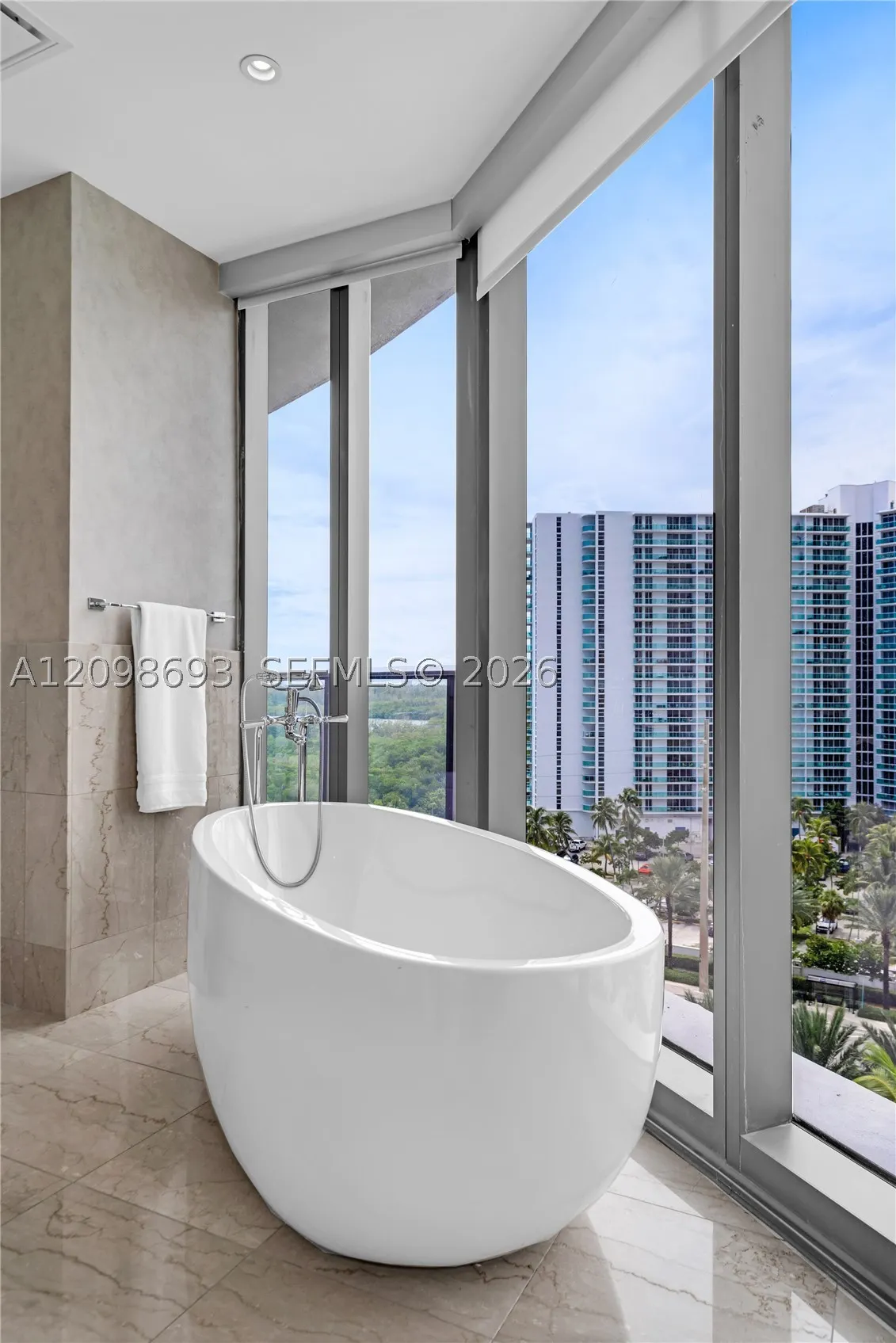 15701 Collins Ave #705