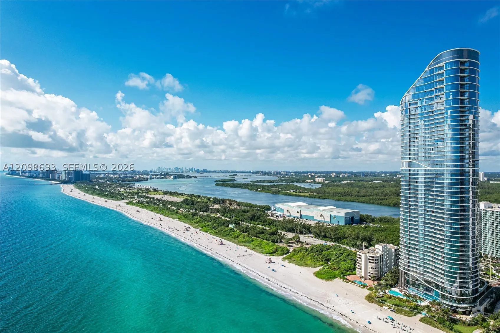 15701 Collins Ave #705