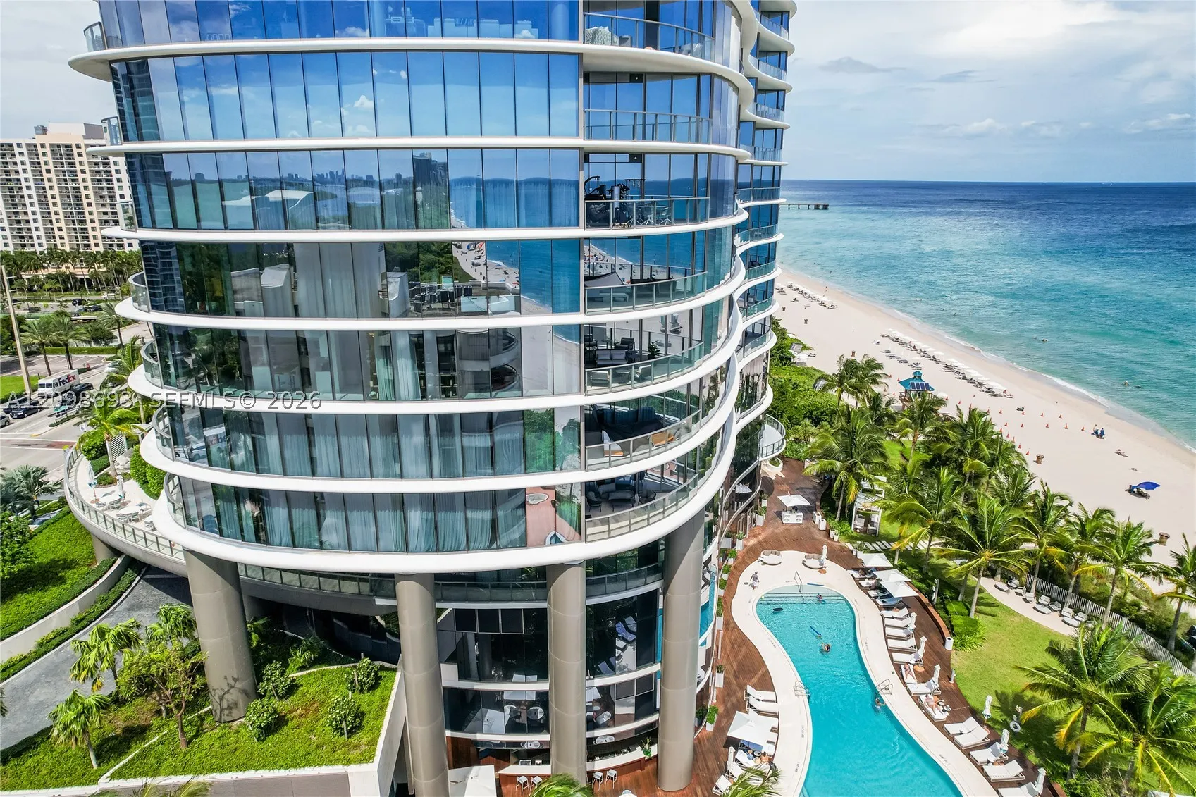 15701 Collins Ave #705