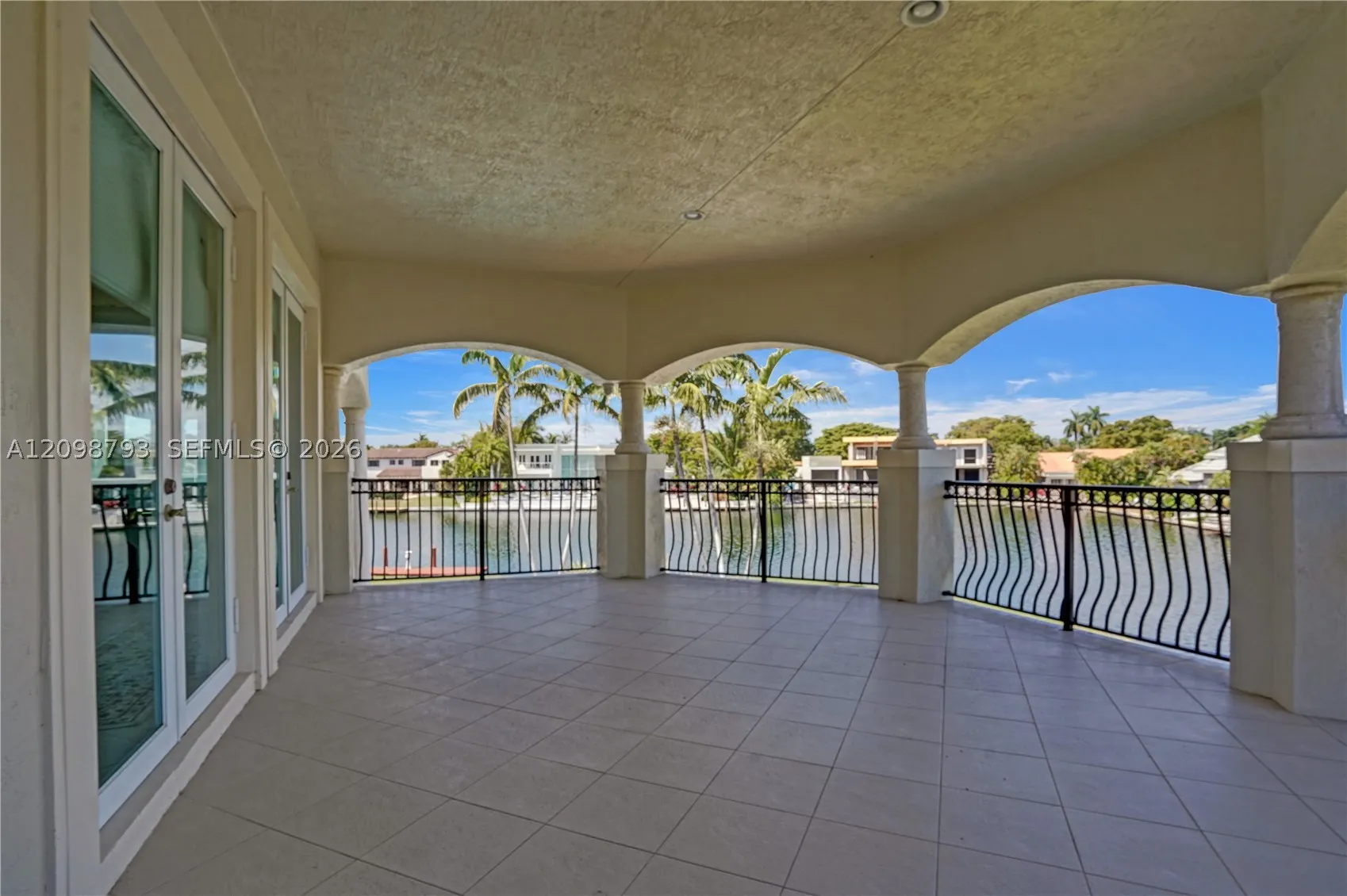 1130 Harbor Ct