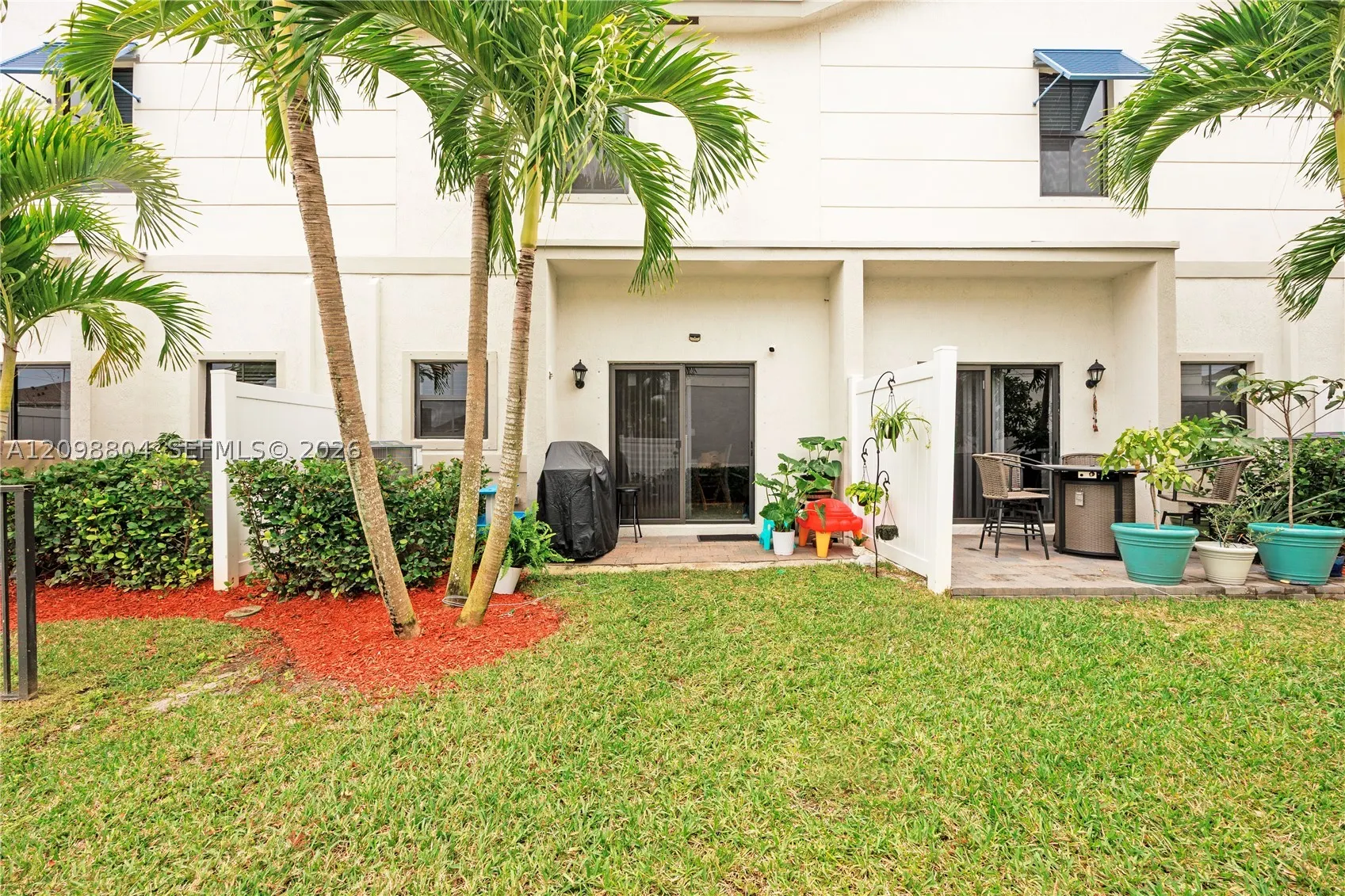 369 NW 8th Ct