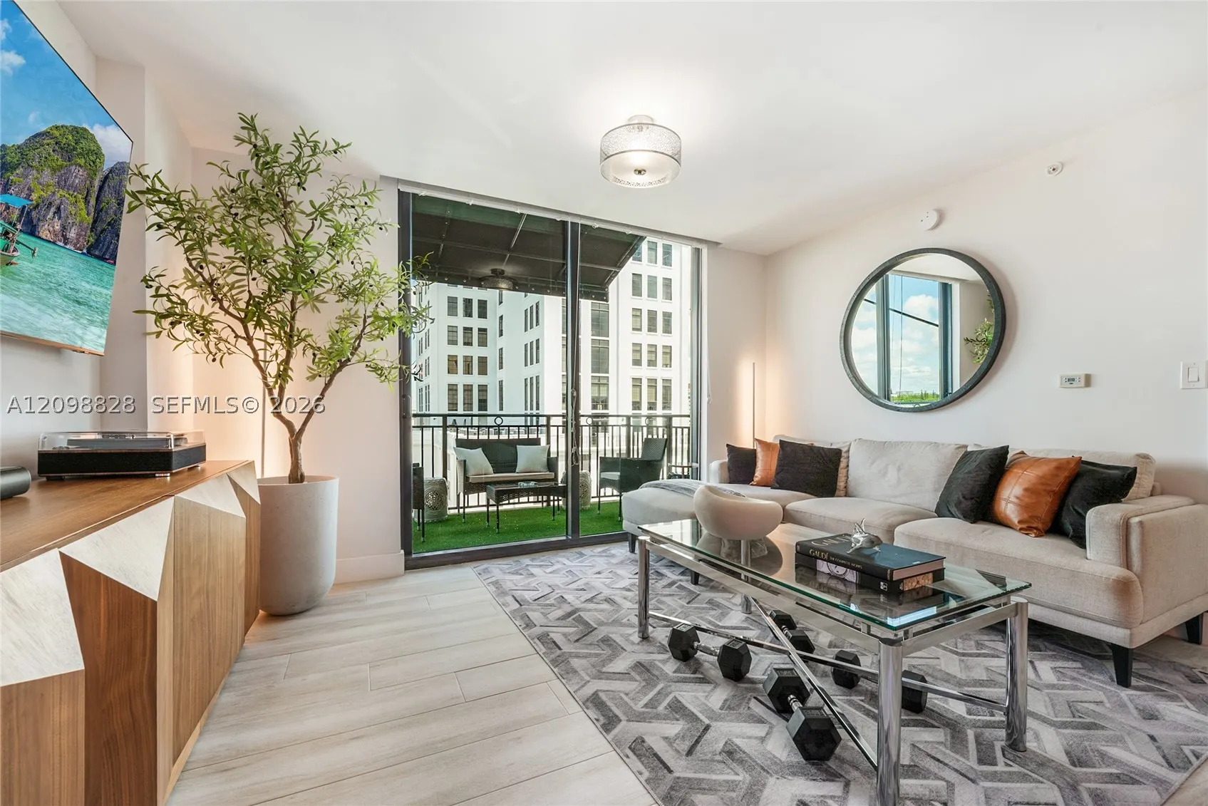 1300 Ponce De Leon Blvd #800
