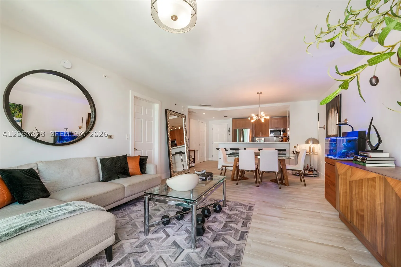 1300 Ponce De Leon Blvd #800
