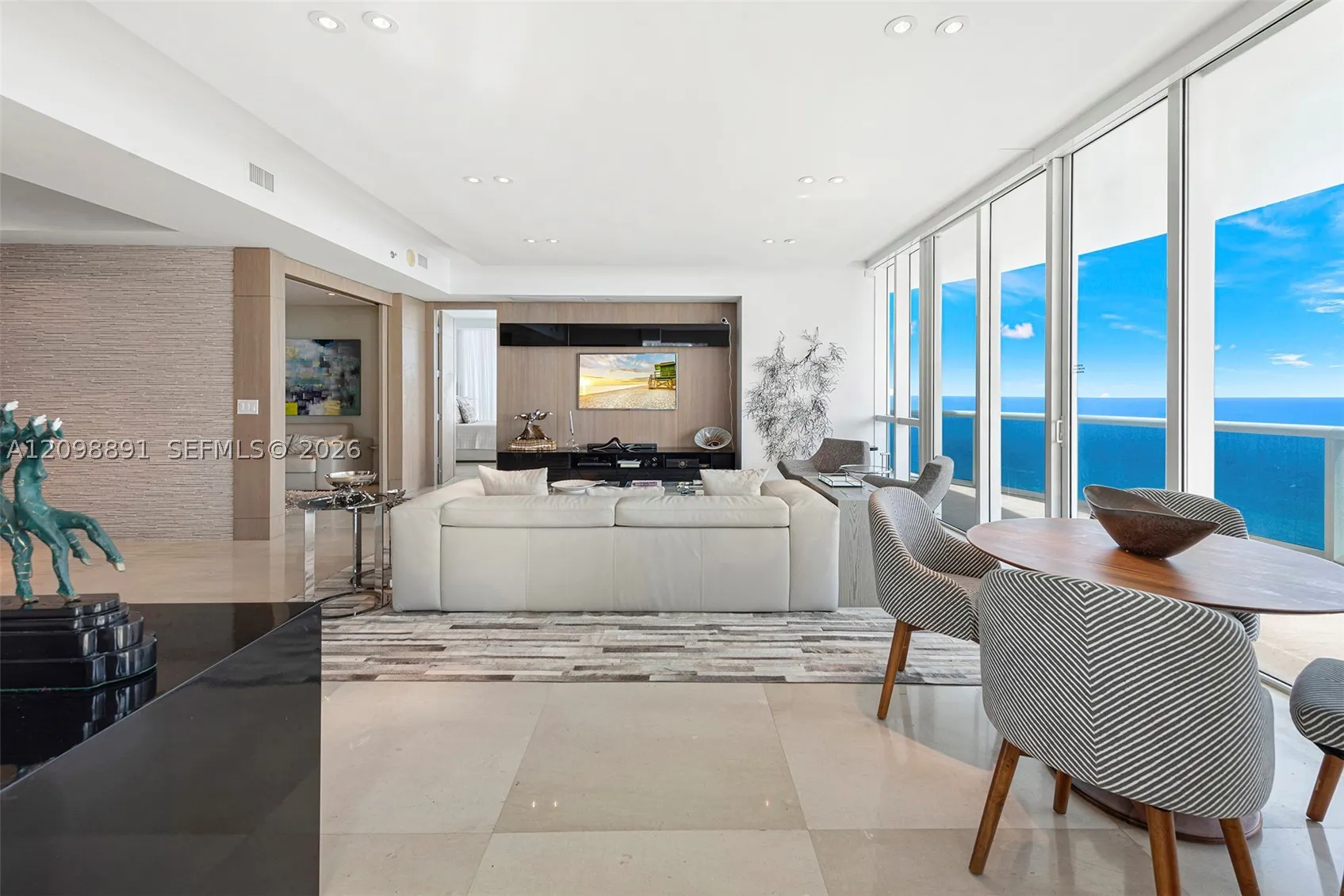 15901 Collins Ave #2801