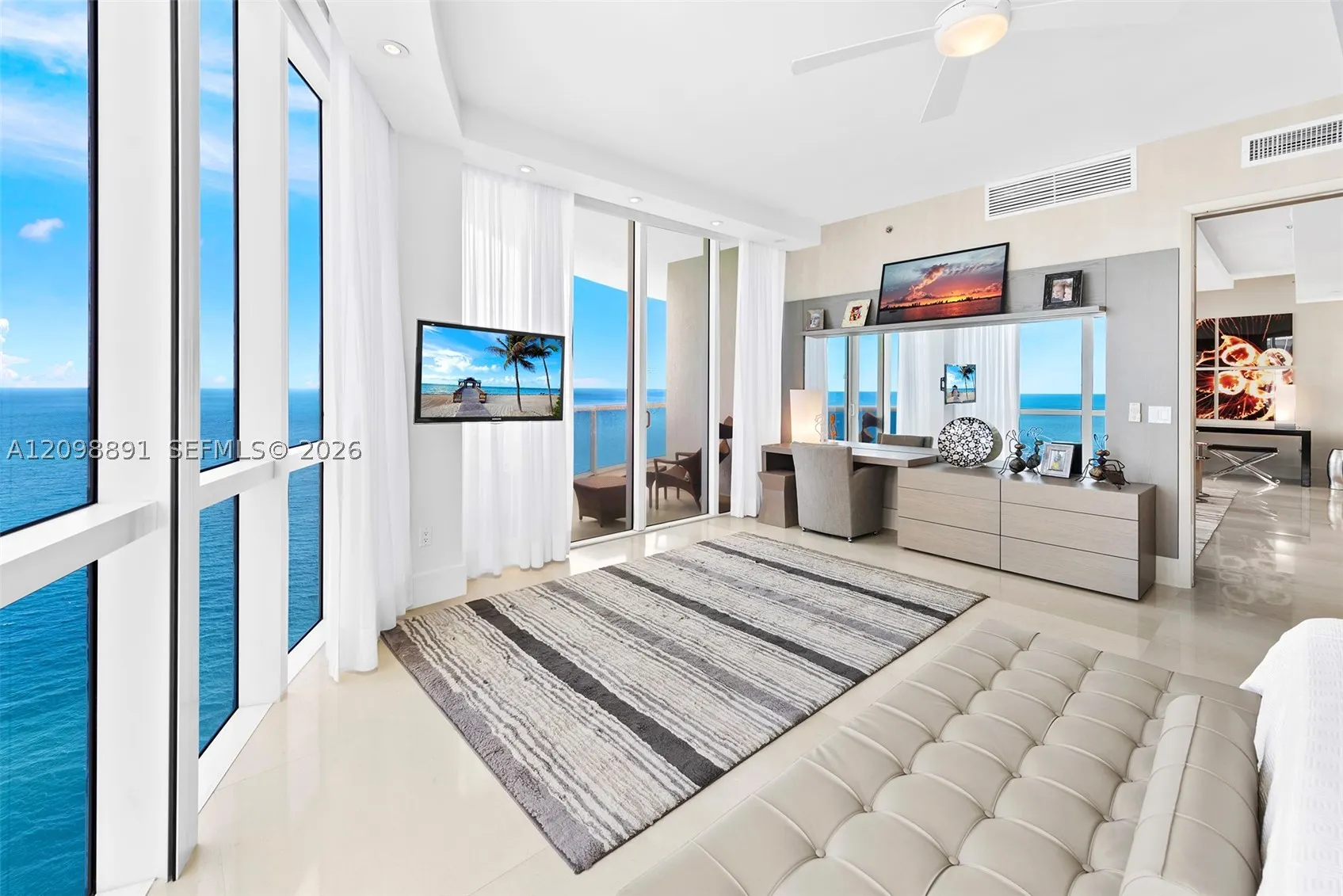 15901 Collins Ave #2801
