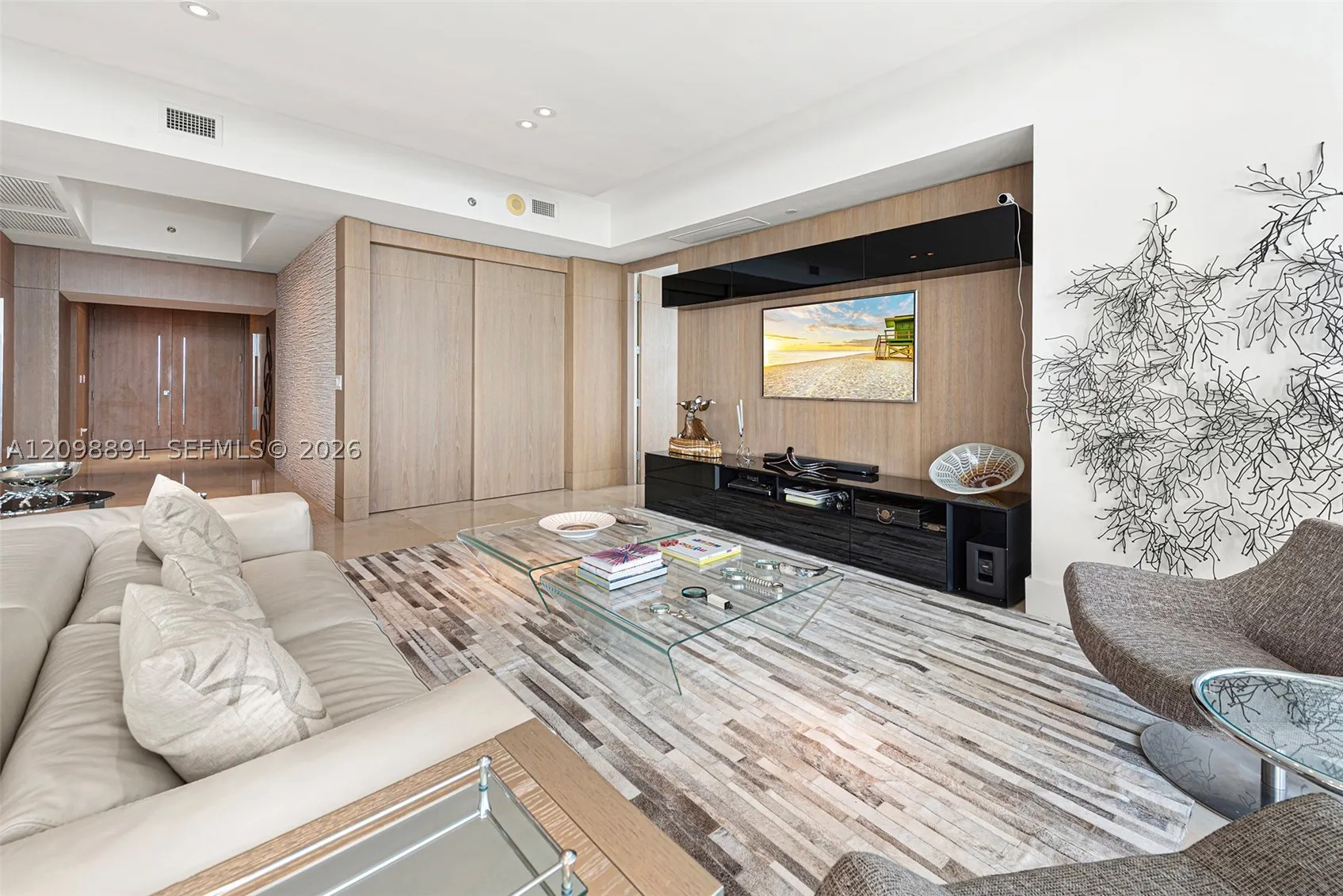 15901 Collins Ave #2801