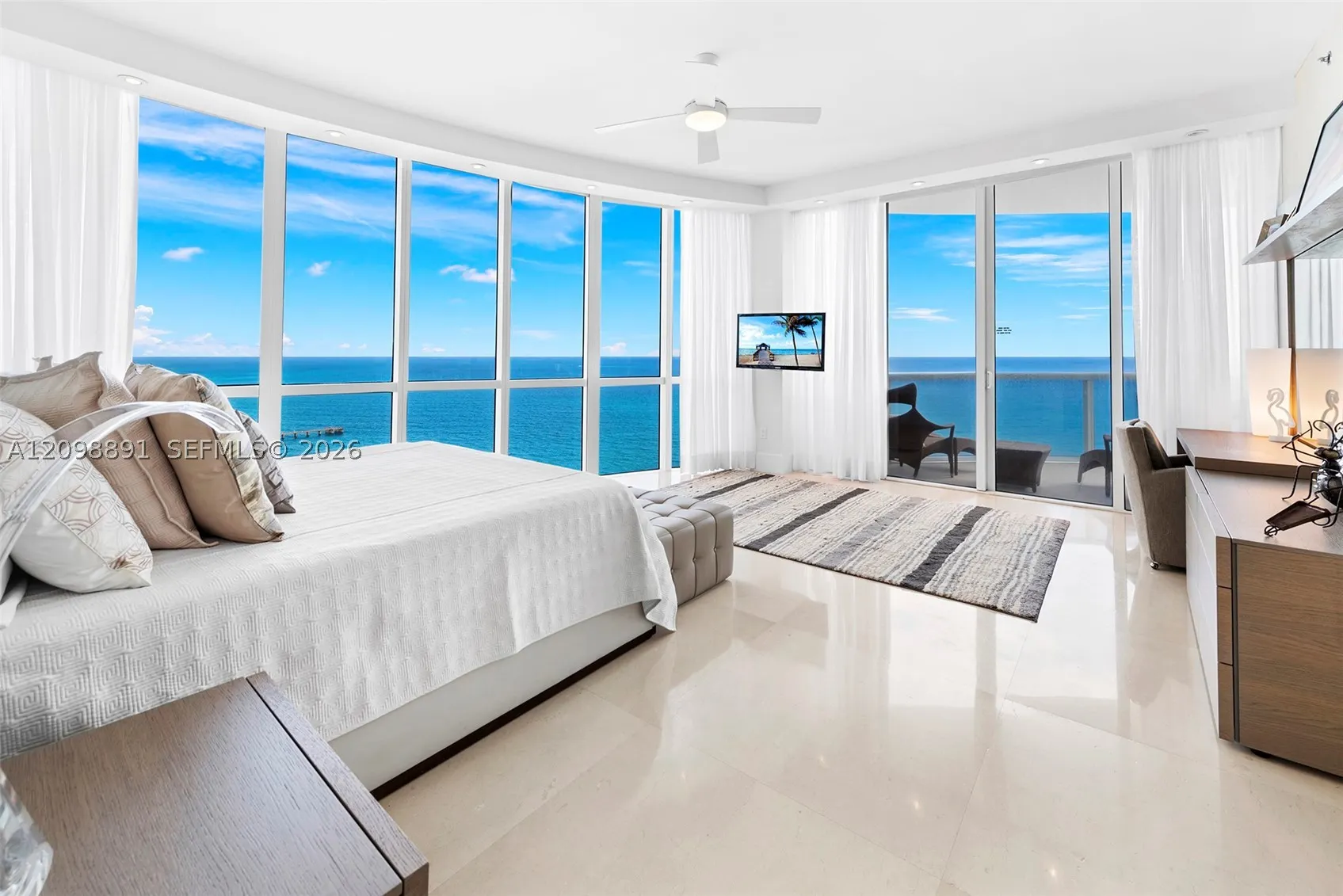 15901 Collins Ave #2801