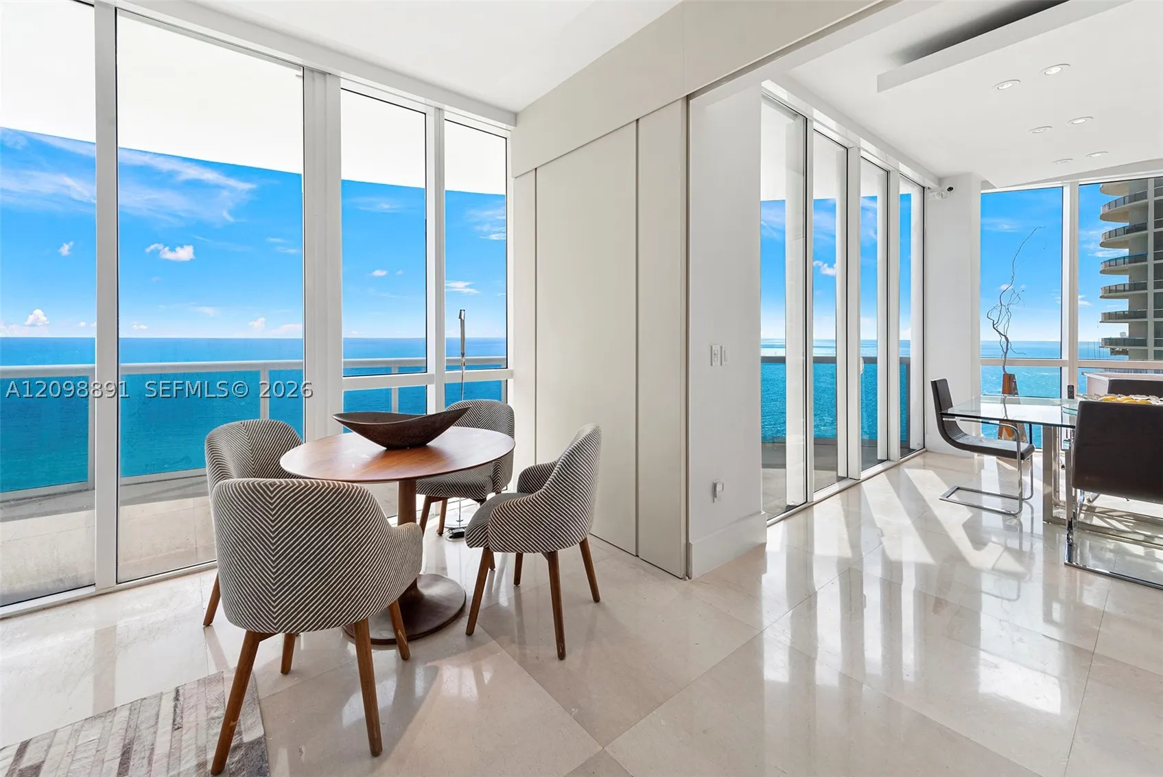 15901 Collins Ave #2801