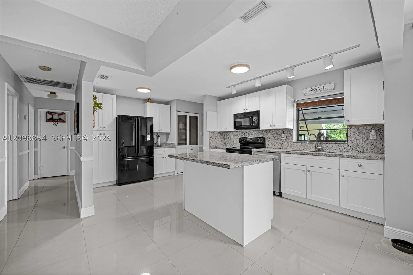 230 N 67th Ave