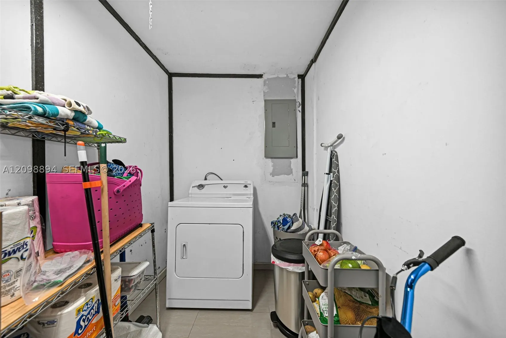 230 N 67th Ave