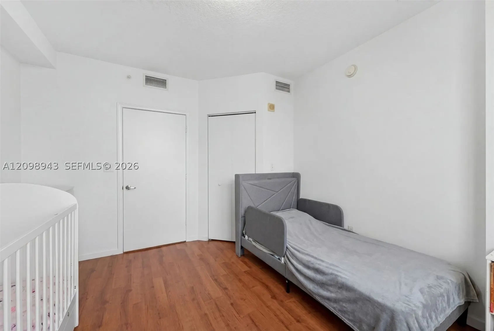 18800 NE 29th Ave #904