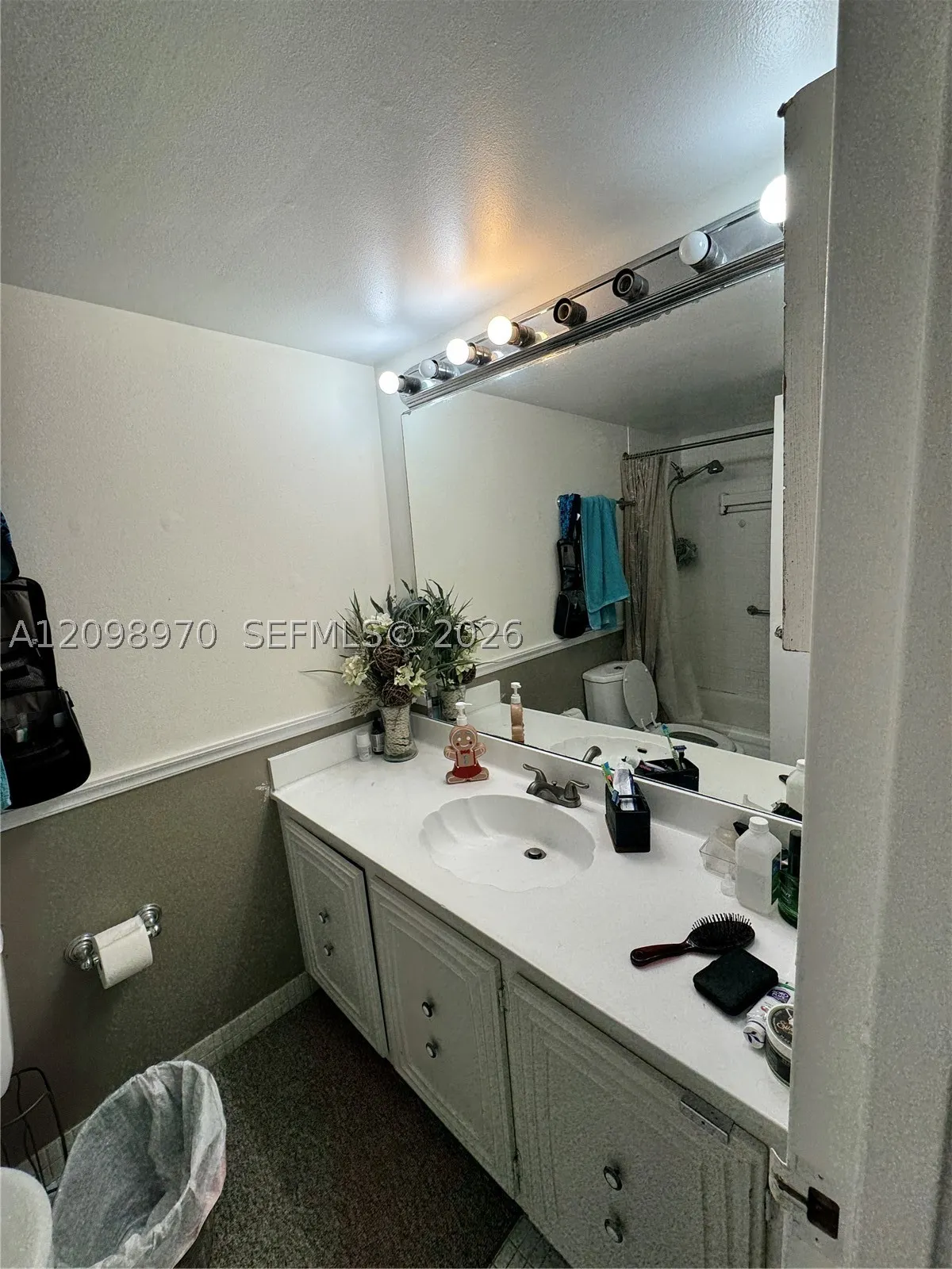 701 Three Islands Blvd #103