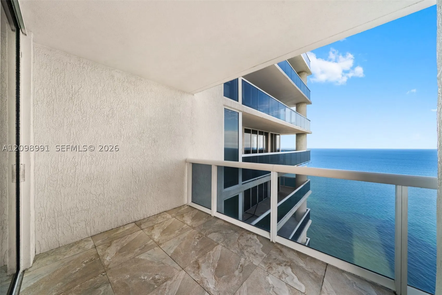 1800 S Ocean Dr #3805