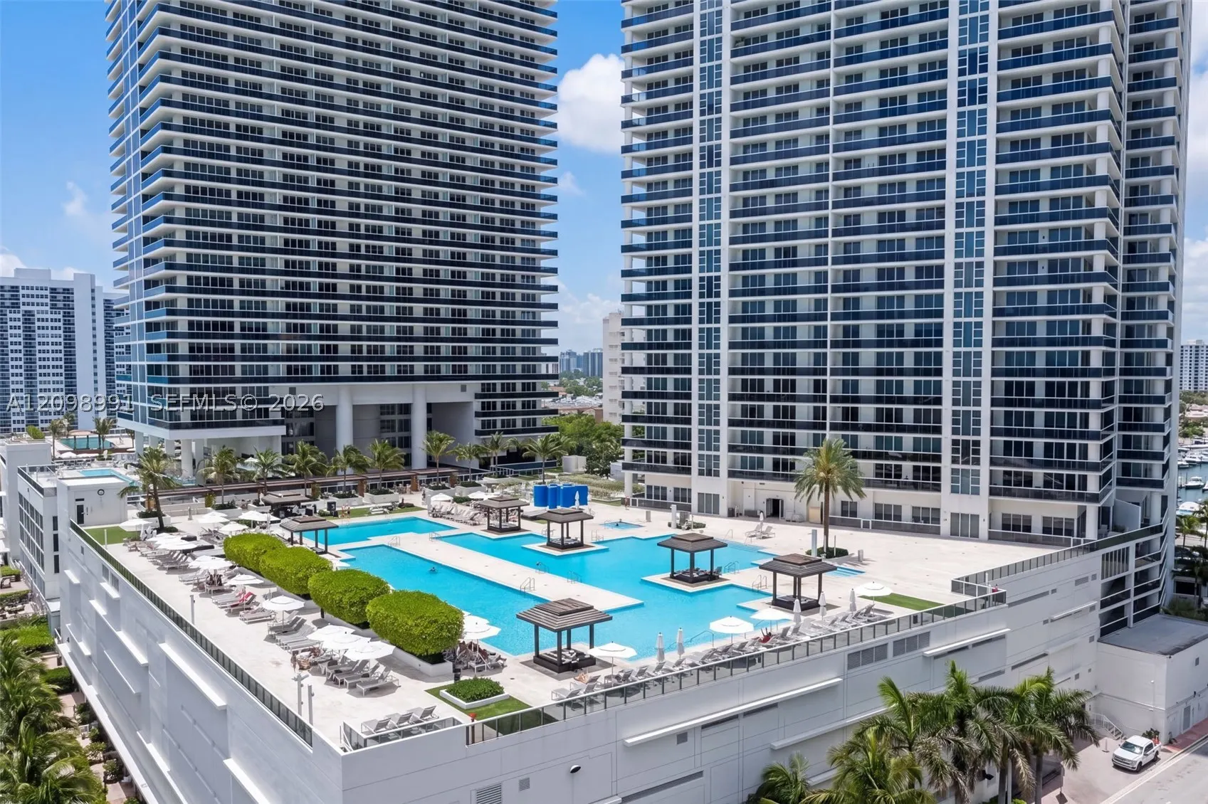 1800 S Ocean Dr #3805