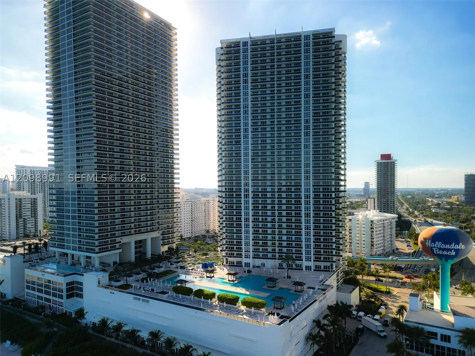1800 S Ocean Dr #3805