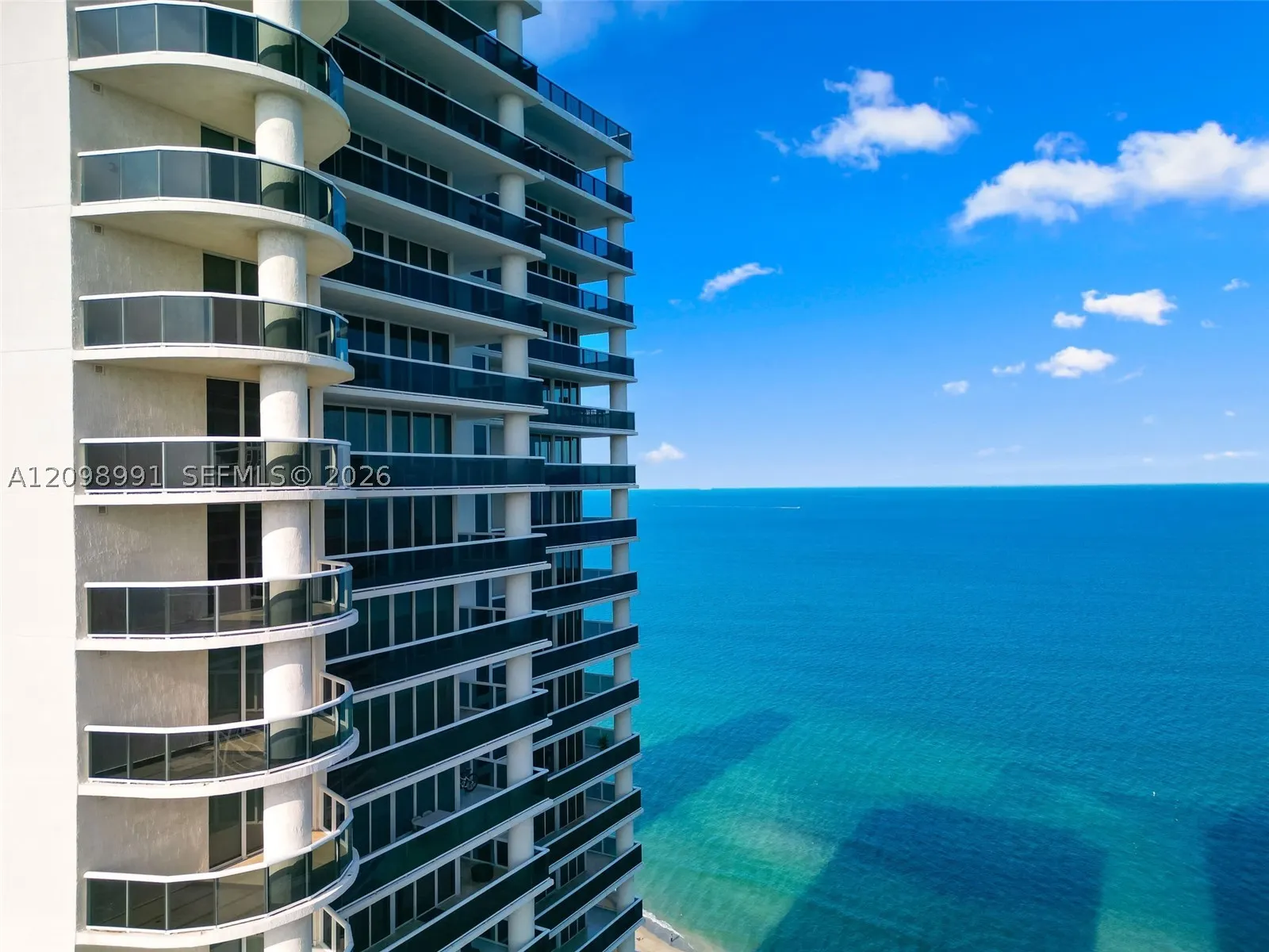 1800 S Ocean Dr #3805
