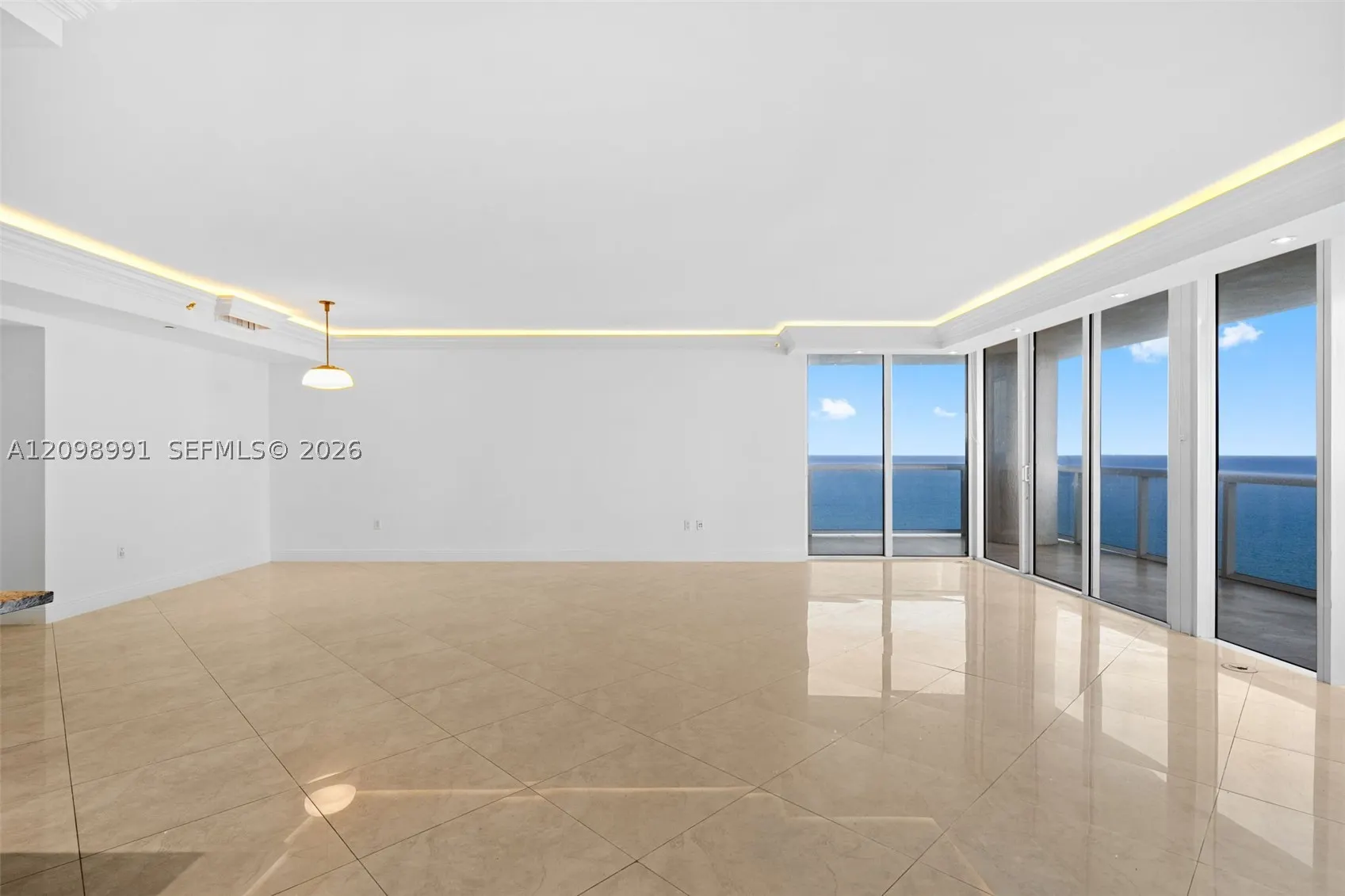 1800 S Ocean Dr #3805