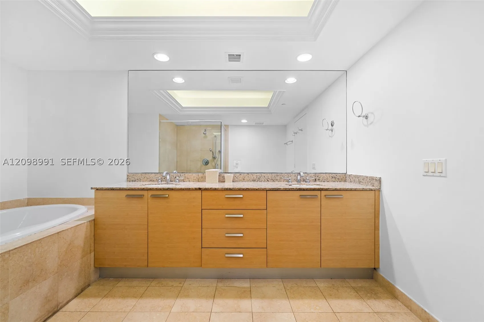 1800 S Ocean Dr #3805