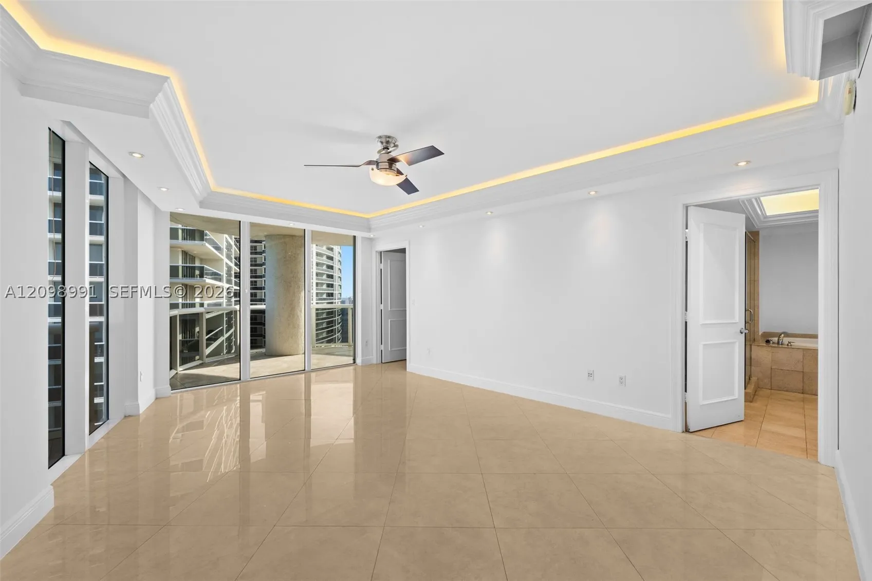 1800 S Ocean Dr #3805