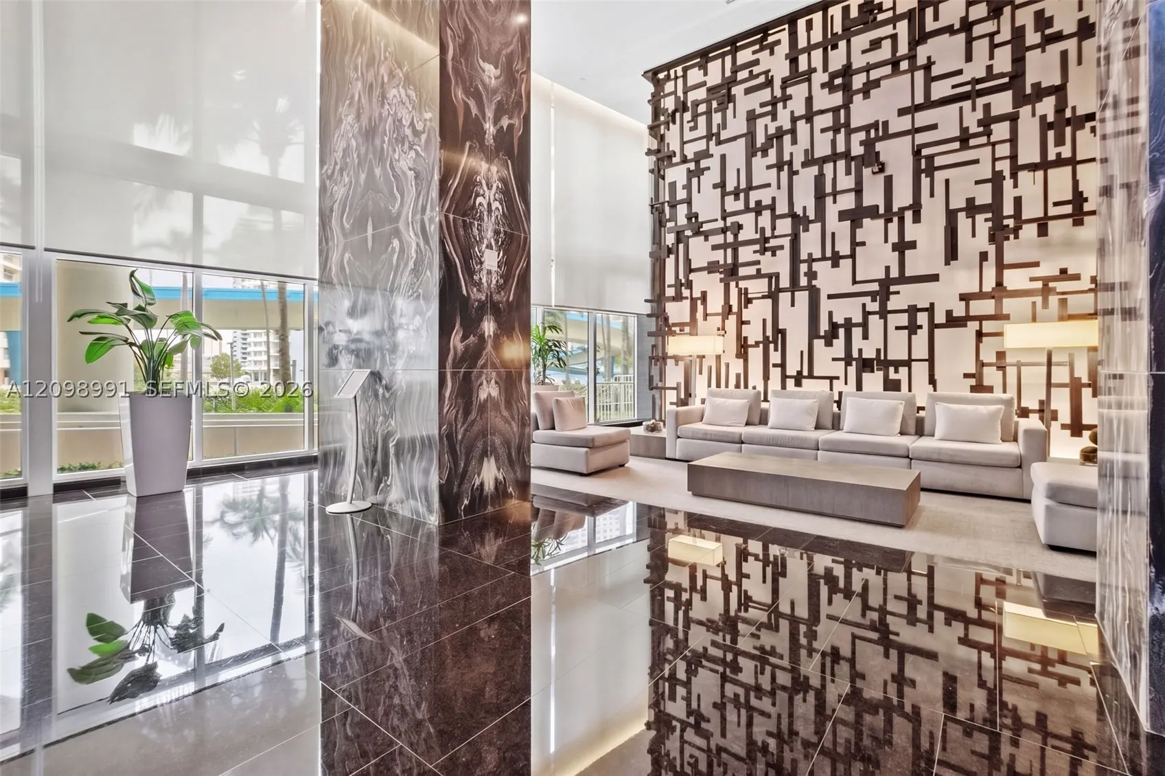 1800 S Ocean Dr #3805