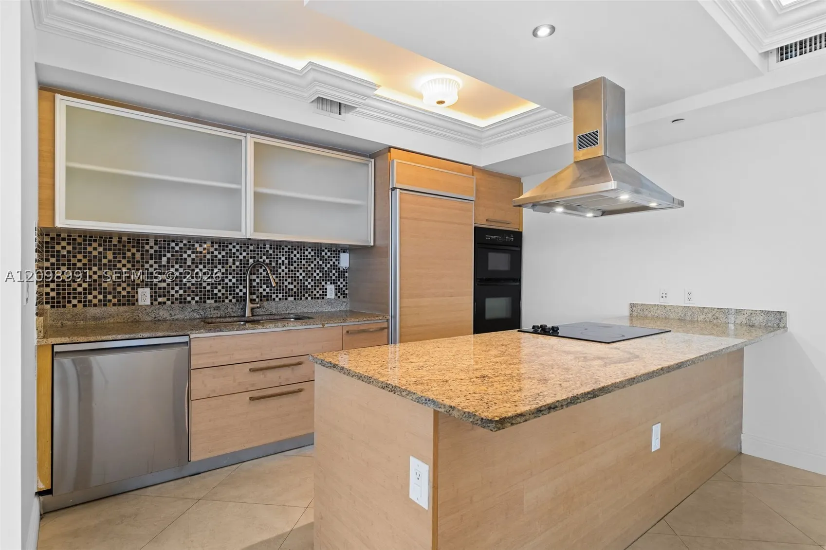1800 S Ocean Dr #3805