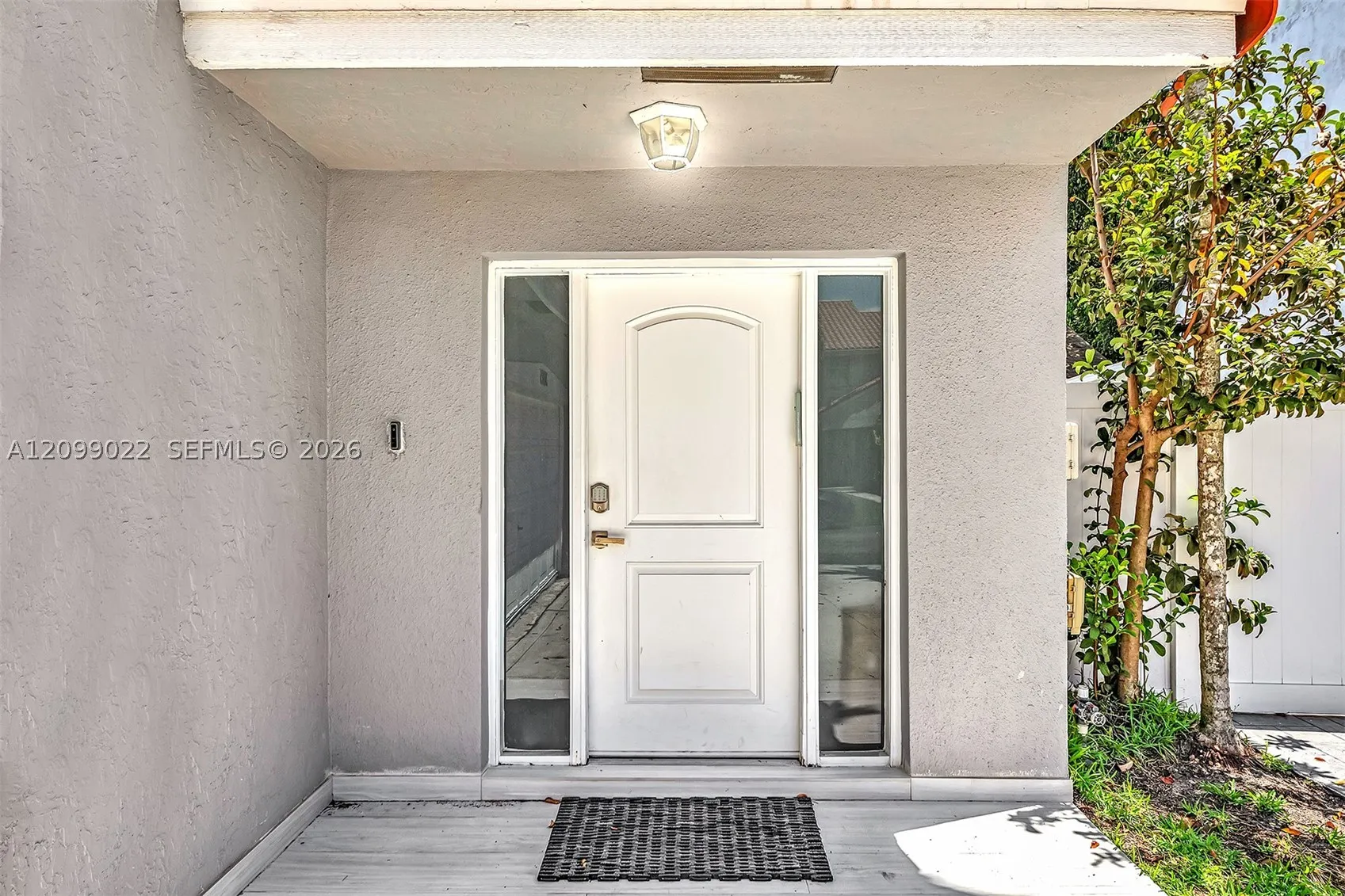 3085 N 36th Ave