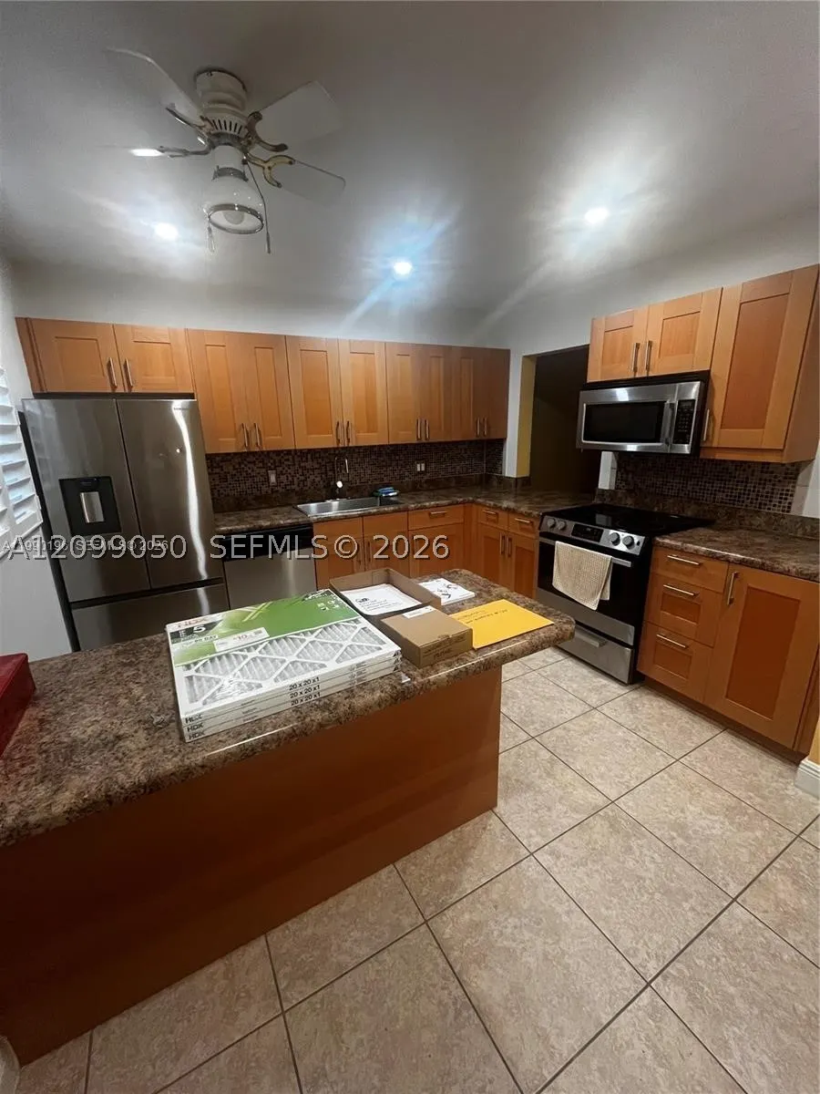 200 Berkley Rd #123