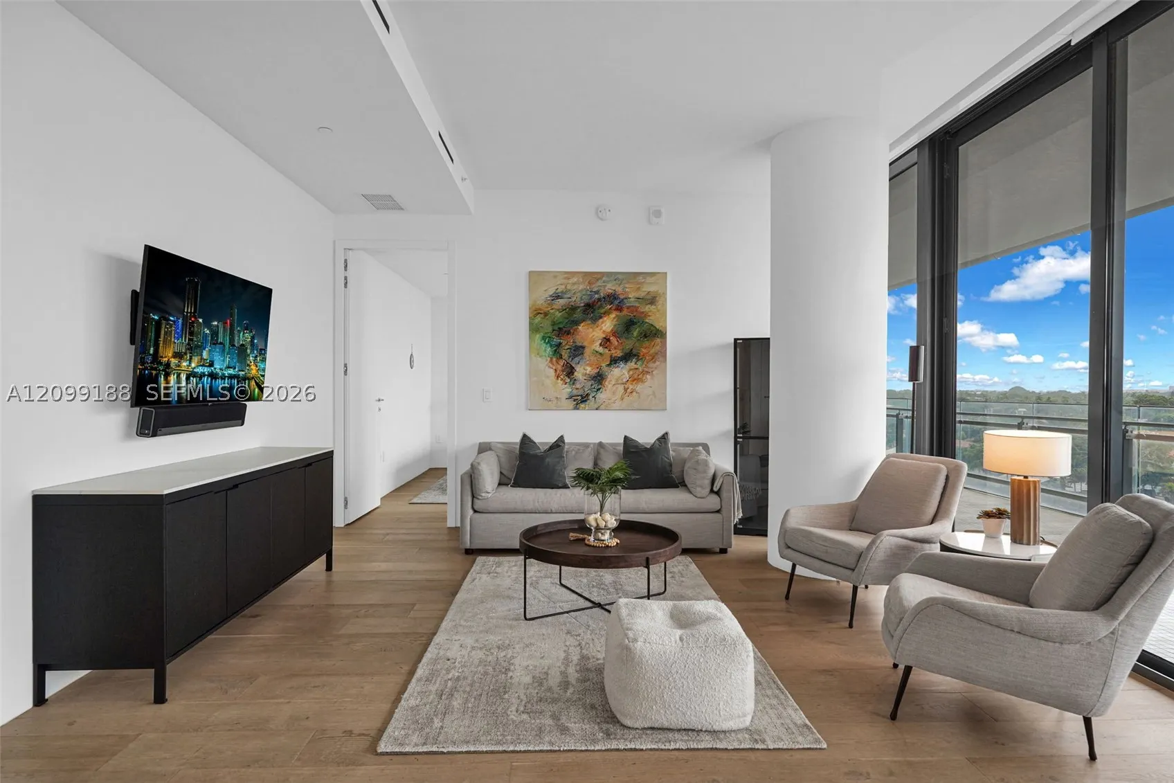 8701 Collins Ave #603