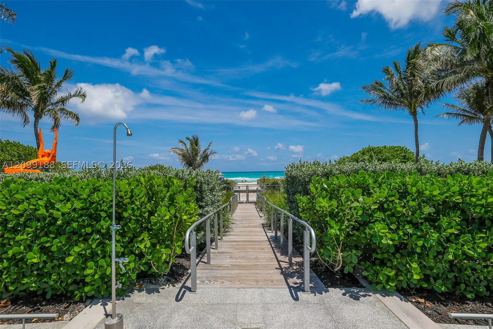 8701 Collins Ave #603