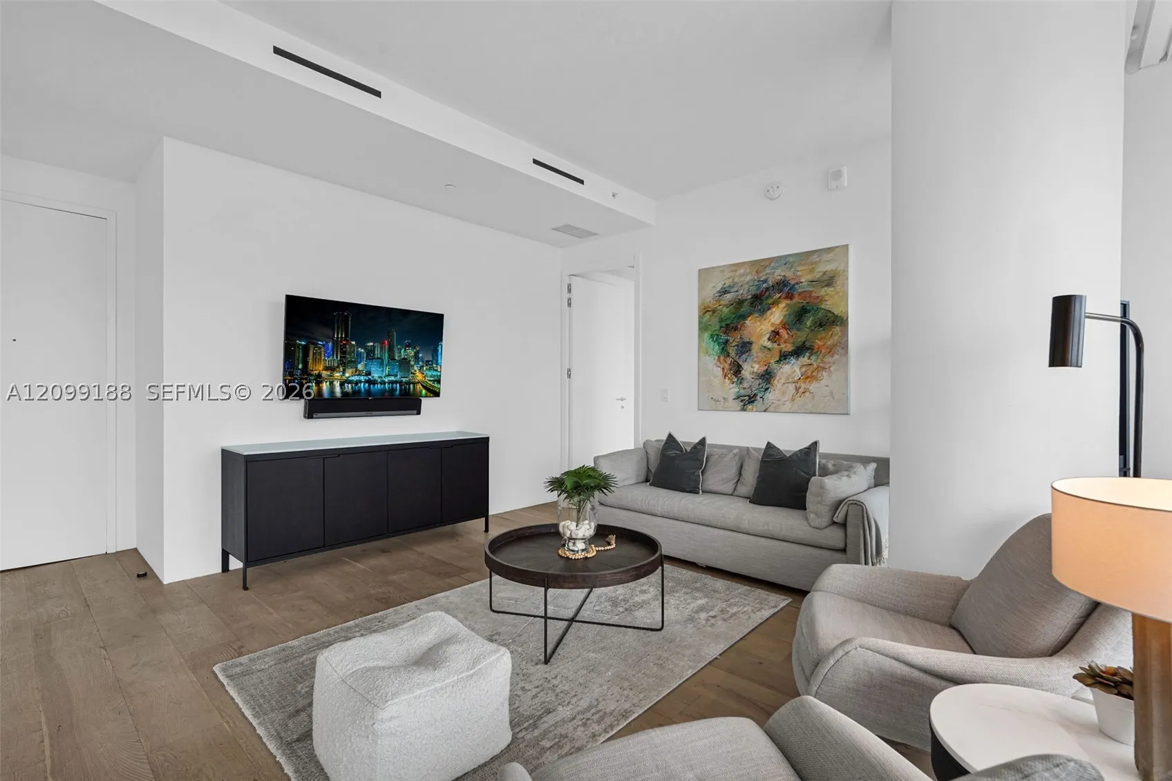 8701 Collins Ave #603