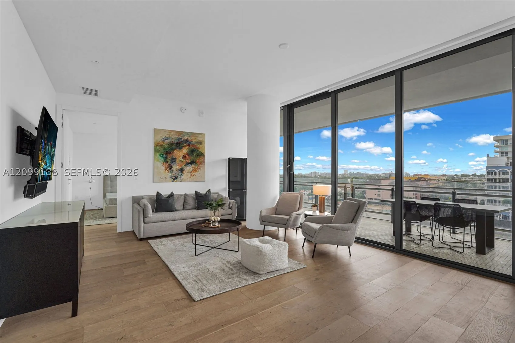 8701 Collins Ave #603