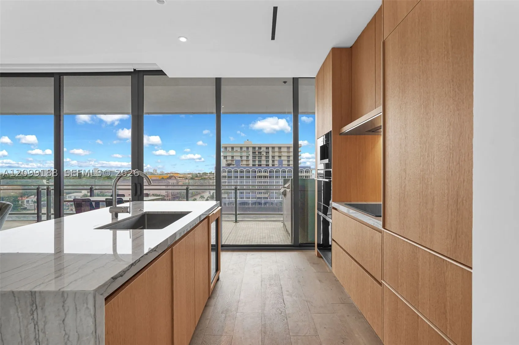8701 Collins Ave #603