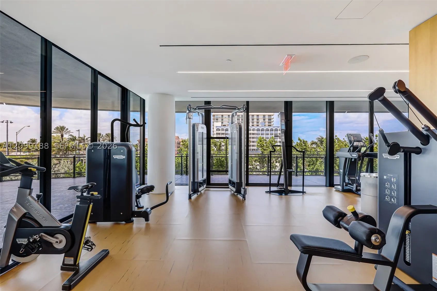 8701 Collins Ave #603