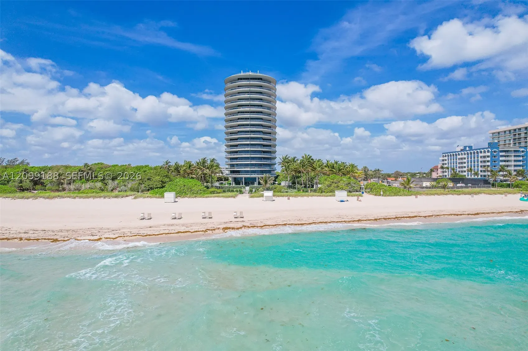 8701 Collins Ave #603