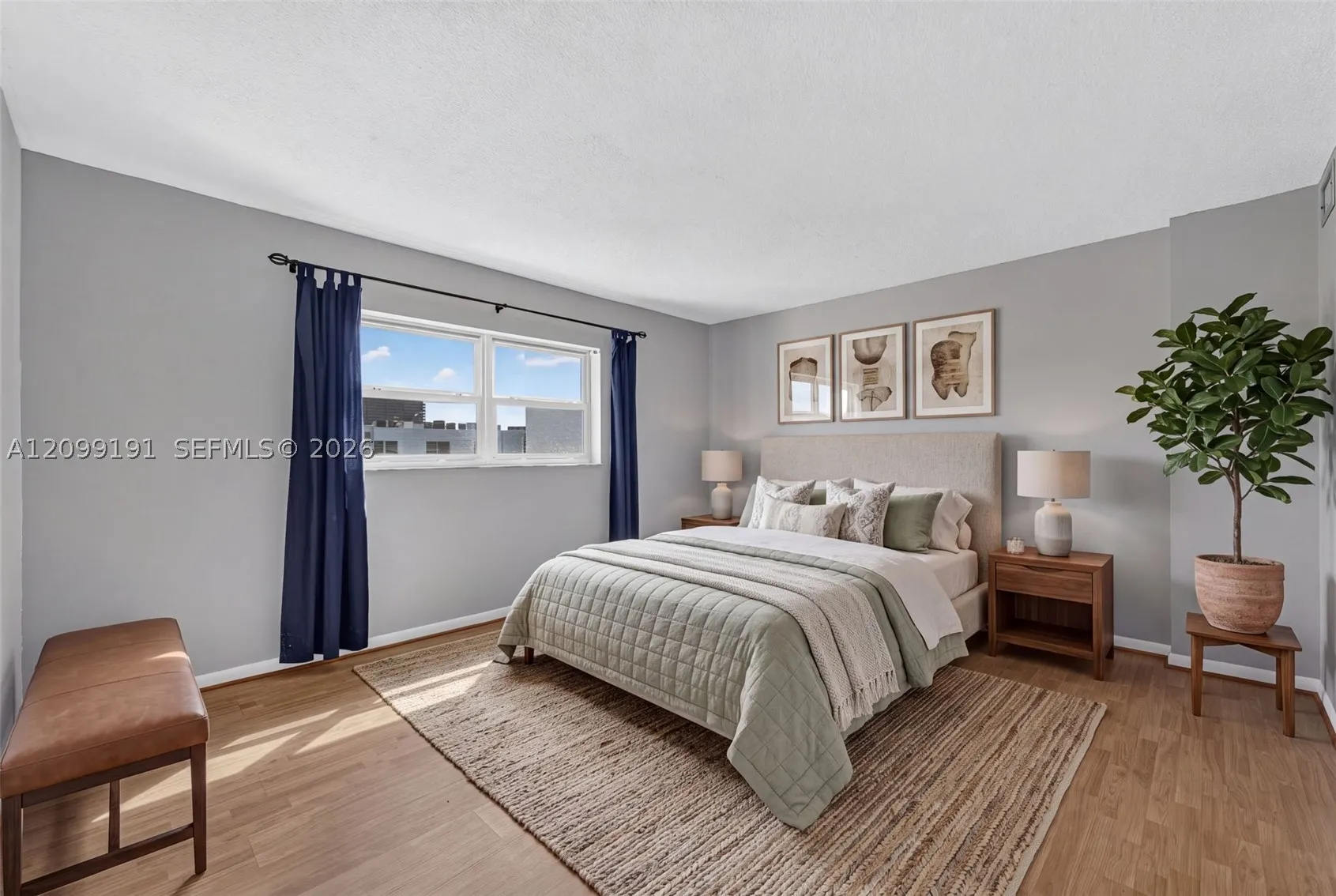 320 NE 12th Ave #703